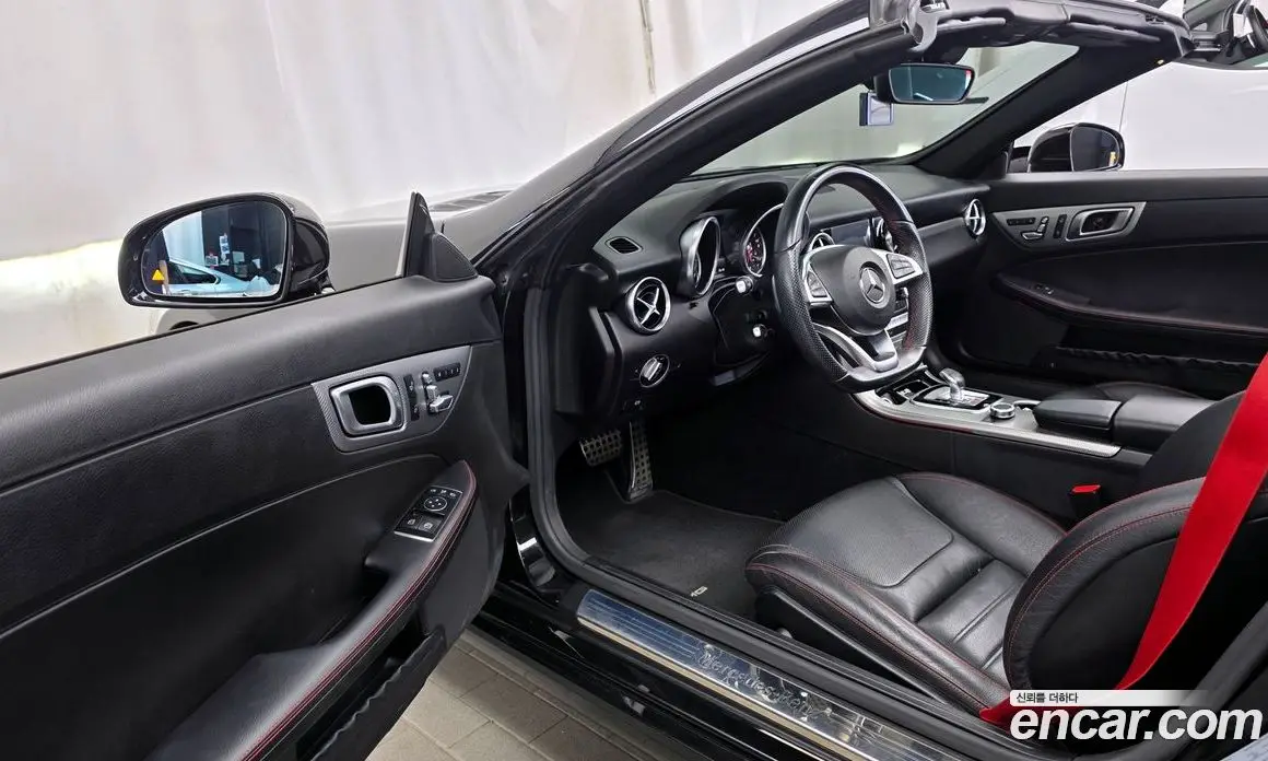 Mercedes-Benz SLC-Class 2017 2.0 автомат (гидро), фото 13