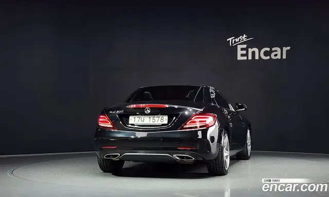 Mercedes-Benz SLC-Class 2017 2.0 автомат (гидро), миниатюра 4