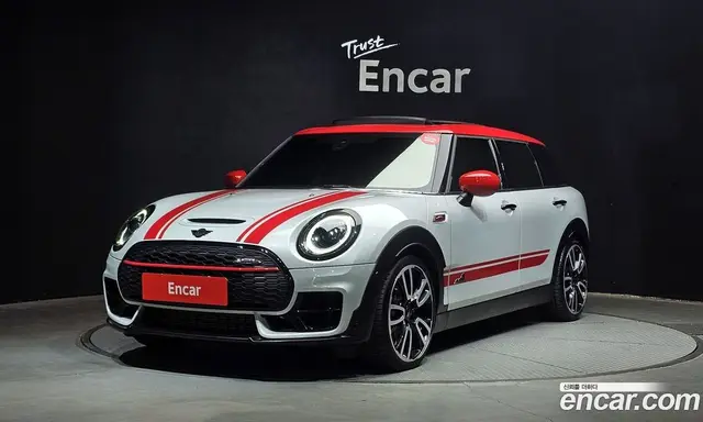 Mini Clubman, 2022, 11 200 км