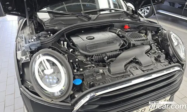 Mini Clubman 2024 1.5 автомат (гидро), миниатюра 6