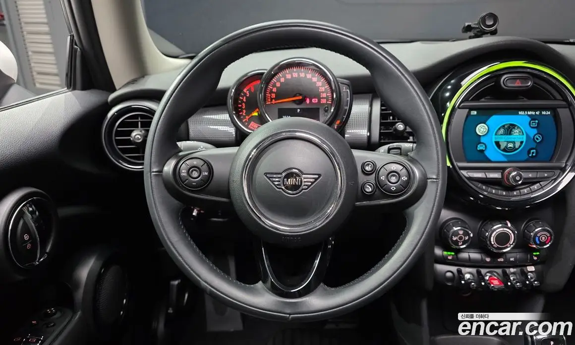Mini Cooper 2019 1.5 автомат (гидро), фото 19 Mini Cooper 2019 1.5 автомат (гидро), фото 19