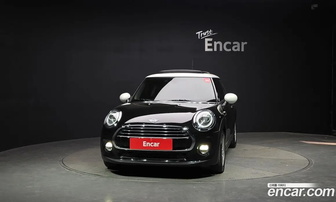 Mini Cooper 2019 1.5 автомат (гидро), фото 3 Mini Cooper 2019 1.5 автомат (гидро), фото 3