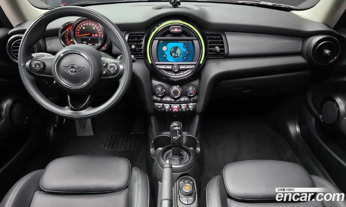 Mini Cooper 2019 1.5 автомат (гидро), фото 10 Mini Cooper 2019 1.5 автомат (гидро), фото 10