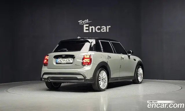 Mini Cooper 2021 1.5 автомат (гидро), миниатюра 2