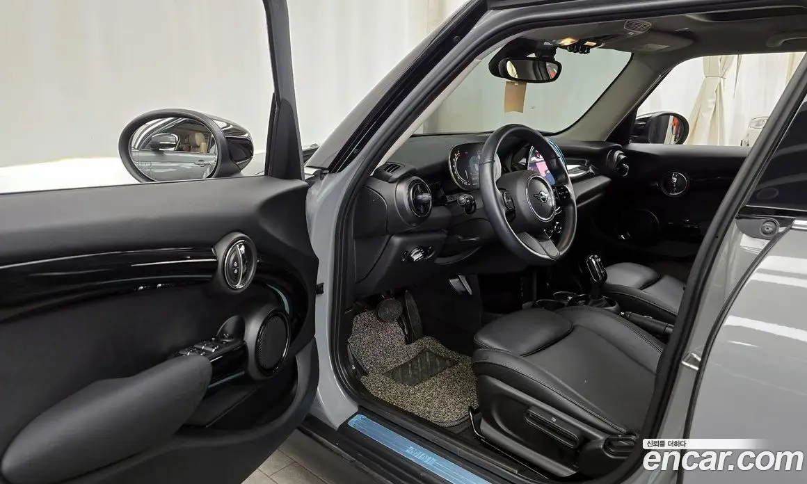 Mini Cooper 2021 1.5 автомат (гидро), фото 13