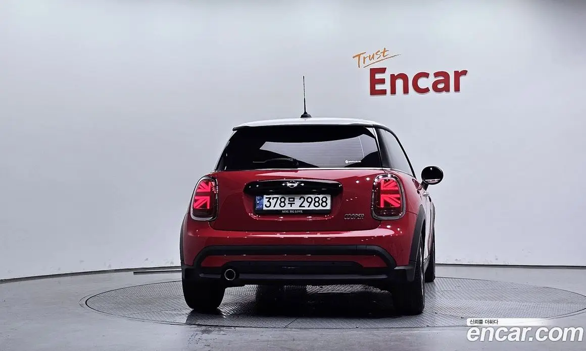 Mini Cooper 2021 1.5 автомат (гидро), фото 4 Mini Cooper 2021 1.5 автомат (гидро), фото 4