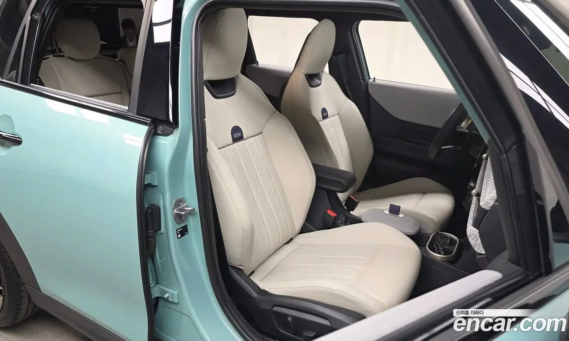 Mini Cooper 2025 2.0 автомат (гидро), фото 18
