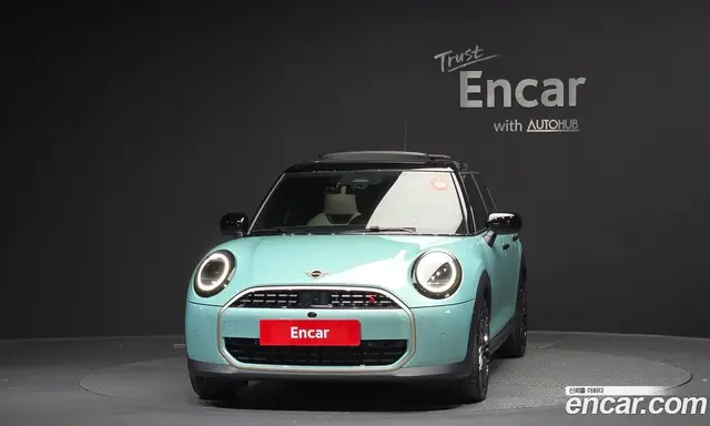 Mini Cooper 2025 2.0 автомат (гидро), миниатюра 3