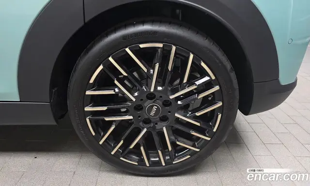 Mini Cooper 2025 2.0 автомат (гидро), миниатюра 7