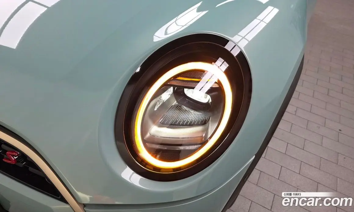 Mini Cooper 2025 2.0 автомат (гидро), фото 8