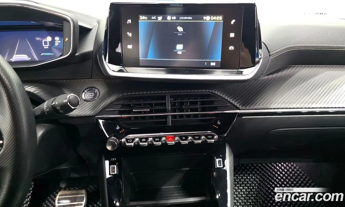 Peugeot 2008 2023 0.1 автомат (гидро), фото 18
