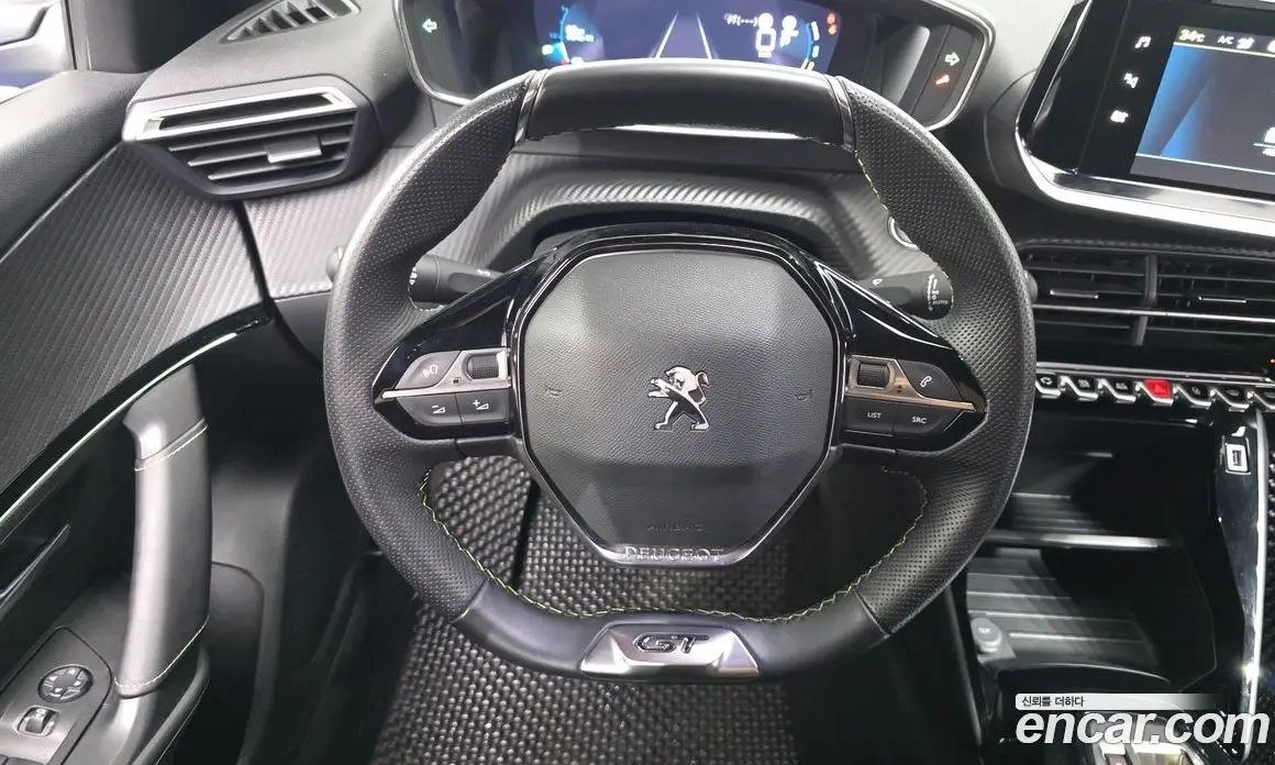 Peugeot 2008 2023 0.1 автомат (гидро), фото 19