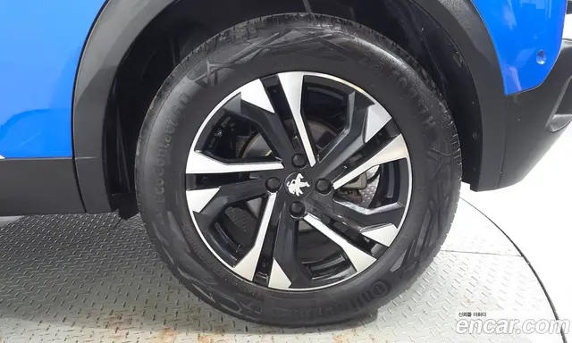 Peugeot 2008 2023 0.1 автомат (гидро), миниатюра 6