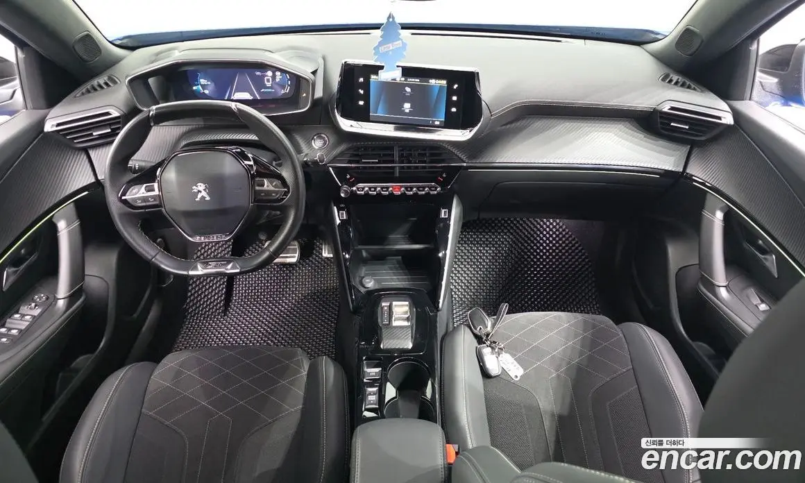 Peugeot 2008 2023 0.1 автомат (гидро), фото 9