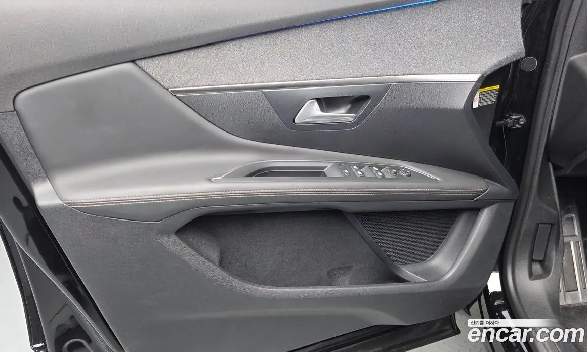 Peugeot 3008 2018 1.6 автомат (гидро), фото 14 Peugeot 3008 2018 1.6 автомат (гидро), фото 14