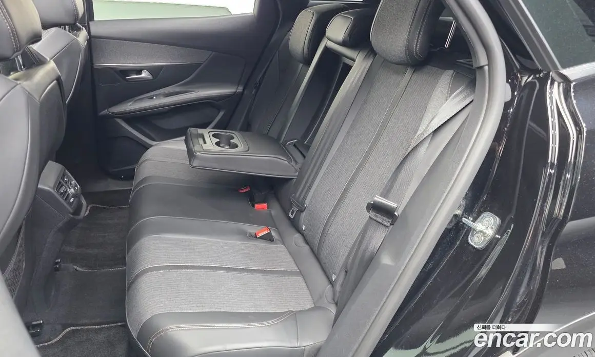 Peugeot 3008 2018 1.6 автомат (гидро), фото 16 Peugeot 3008 2018 1.6 автомат (гидро), фото 16