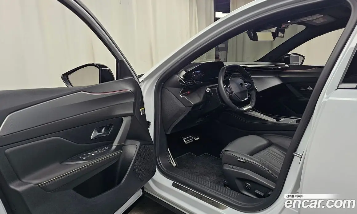 Peugeot 408 2024 1.2 автомат (гидро), фото 13 Peugeot 408 2024 1.2 автомат (гидро), фото 13