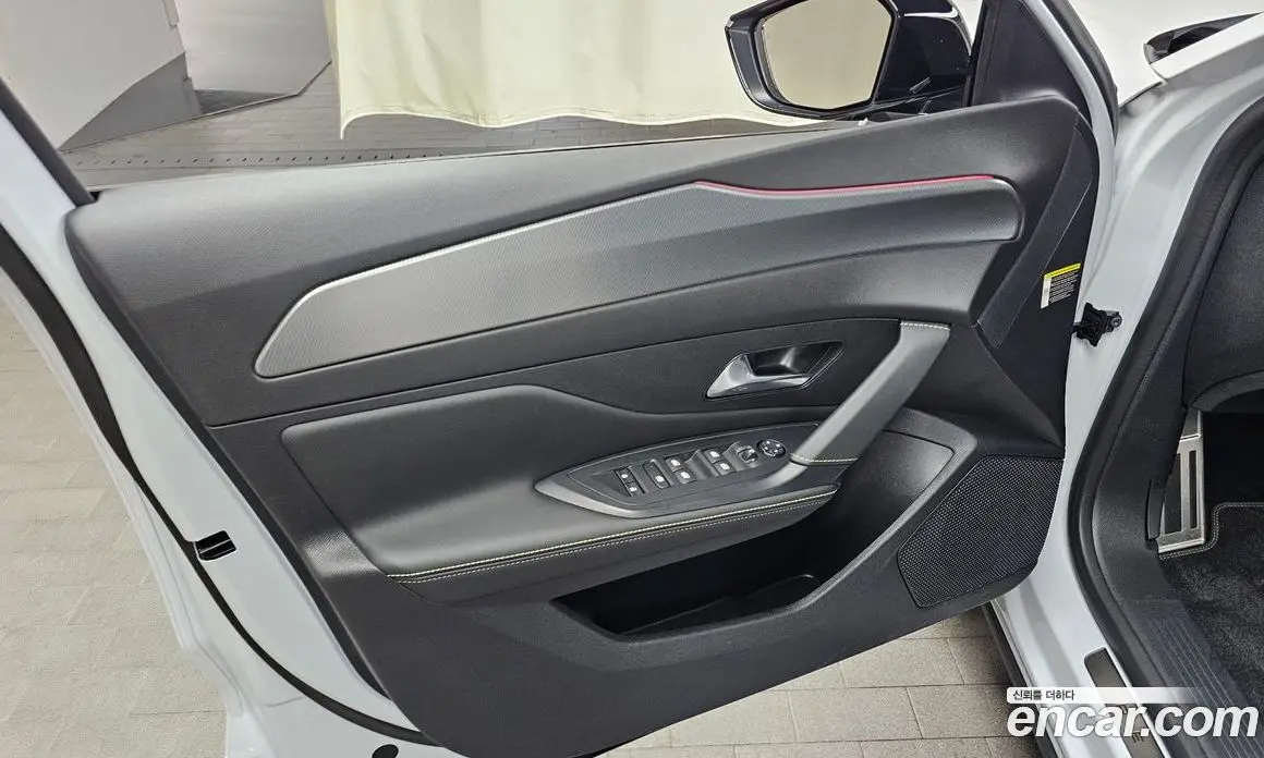Peugeot 408 2024 1.2 автомат (гидро), фото 14 Peugeot 408 2024 1.2 автомат (гидро), фото 14