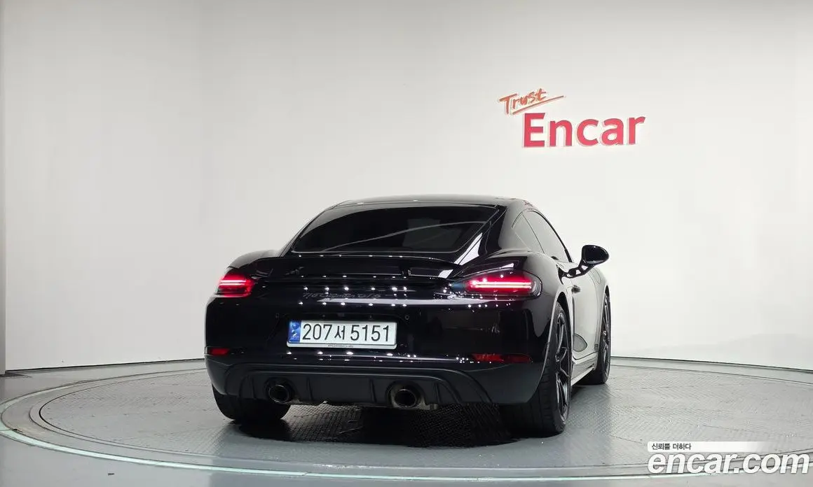 Porsche 718 2023 4.0 автомат (гидро), фото 4