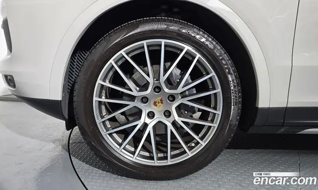 Porsche Cayenne 2022 3.0 автомат (гидро), миниатюра 5 Porsche Cayenne 2022 3.0 автомат (гидро), миниатюра 5