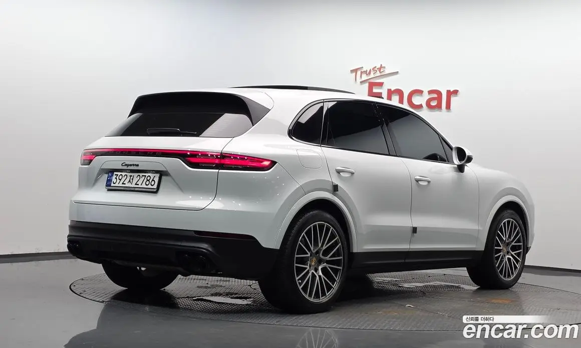 Porsche Cayenne 2023 3.0 автомат (гидро), фото 1 Porsche Cayenne 2023 3.0 автомат (гидро), фото 1