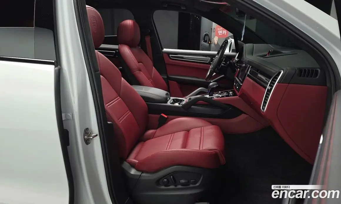 Porsche Cayenne 2023 3.0 автомат (гидро), фото 16 Porsche Cayenne 2023 3.0 автомат (гидро), фото 16