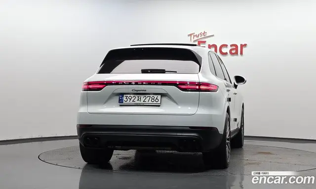 Porsche Cayenne 2023 3.0 автомат (гидро), миниатюра 3 Porsche Cayenne 2023 3.0 автомат (гидро), миниатюра 3