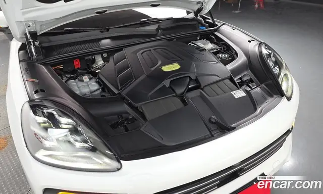 Porsche Cayenne 2023 3.0 автомат (гидро), миниатюра 5 Porsche Cayenne 2023 3.0 автомат (гидро), миниатюра 5