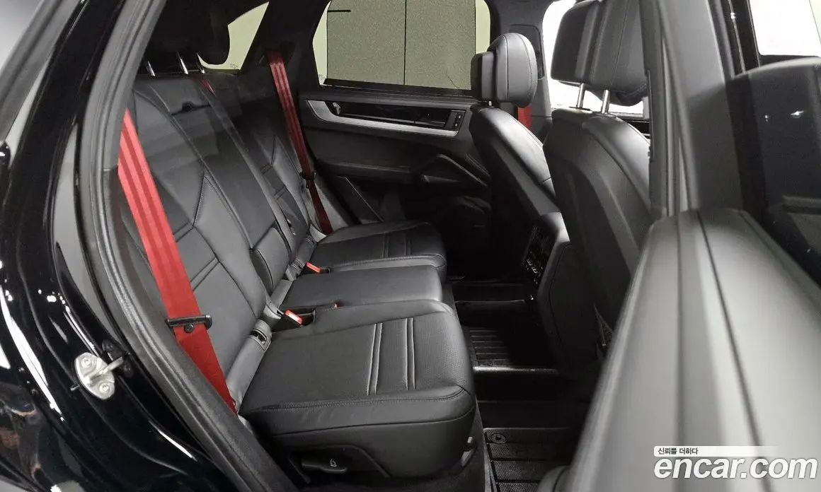 Porsche Cayenne 2024 3.0 автомат (гидро), фото 17 Porsche Cayenne 2024 3.0 автомат (гидро), фото 17