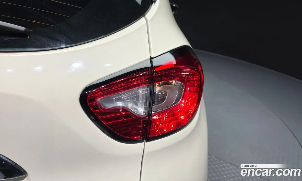 Renault (Samsung) QM3 2015 1.5 автомат (гидро), фото 9 Renault (Samsung) QM3 2015 1.5 автомат (гидро), фото 9
