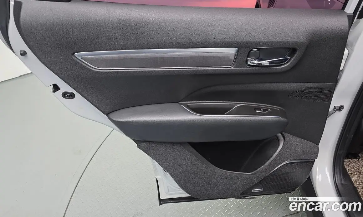 Renault (Samsung) QM6 2016 2.0 автомат (гидро), фото 15 Renault (Samsung) QM6 2016 2.0 автомат (гидро), фото 15