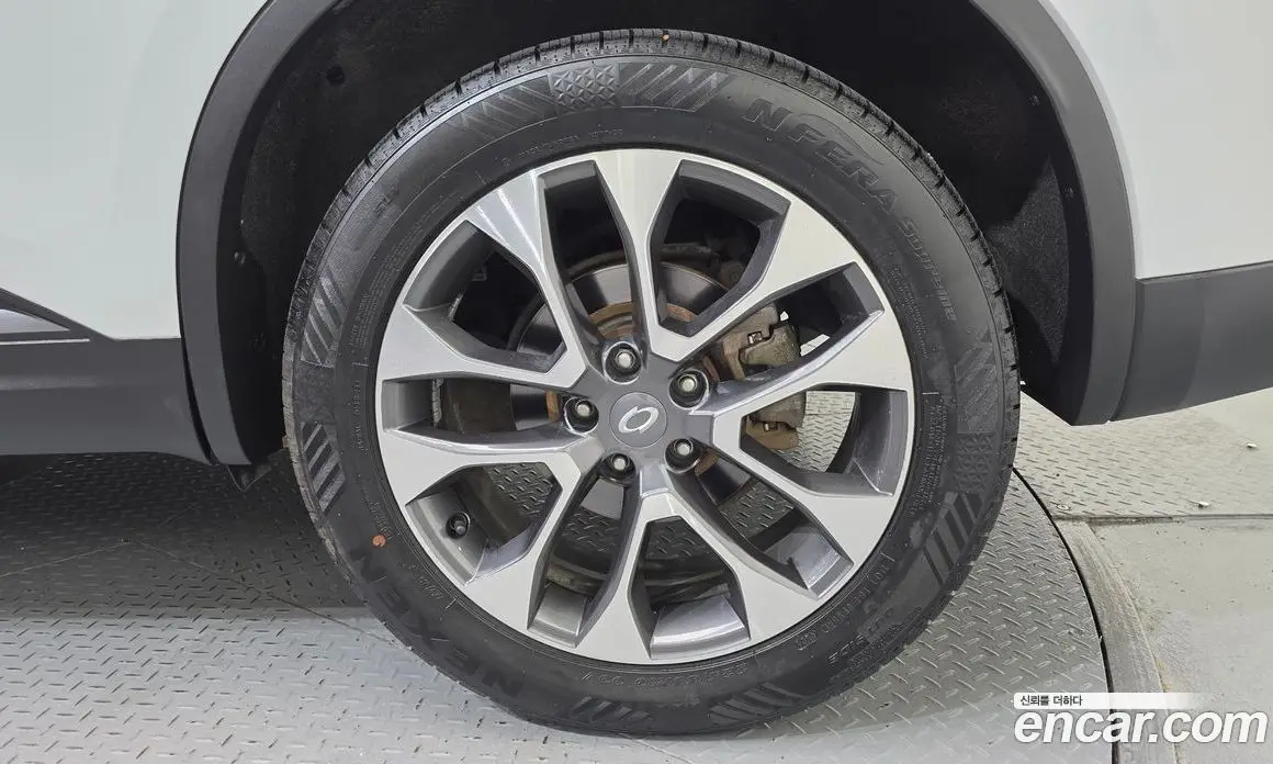 Renault (Samsung) QM6 2016 2.0 автомат (гидро), фото 5 Renault (Samsung) QM6 2016 2.0 автомат (гидро), фото 5