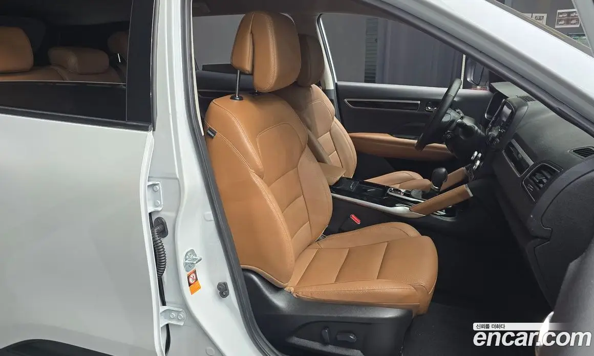 Renault (Samsung) QM6 2024 2.0 автомат (гидро), фото 16 Renault (Samsung) QM6 2024 2.0 автомат (гидро), фото 16