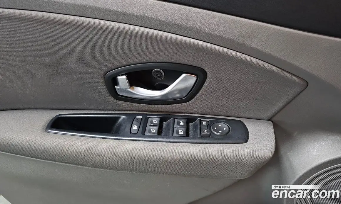 Renault (Samsung) SM3 2010 1.6 автомат (гидро), фото 14 Renault (Samsung) SM3 2010 1.6 автомат (гидро), фото 14