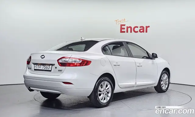 Renault (Samsung) SM3 2015 1.6 автомат (гидро), миниатюра 2 Renault (Samsung) SM3 2015 1.6 автомат (гидро), миниатюра 2
