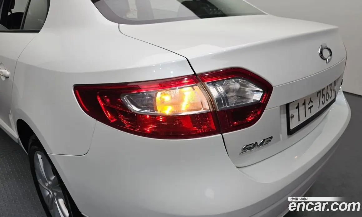 Renault (Samsung) SM3 2015 1.6 автомат (гидро), фото 9 Renault (Samsung) SM3 2015 1.6 автомат (гидро), фото 9