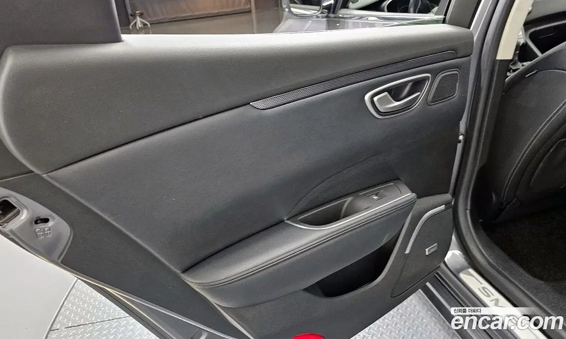 Renault (Samsung) SM6 2016 2.0 автомат (гидро), фото 15 Renault (Samsung) SM6 2016 2.0 автомат (гидро), фото 15