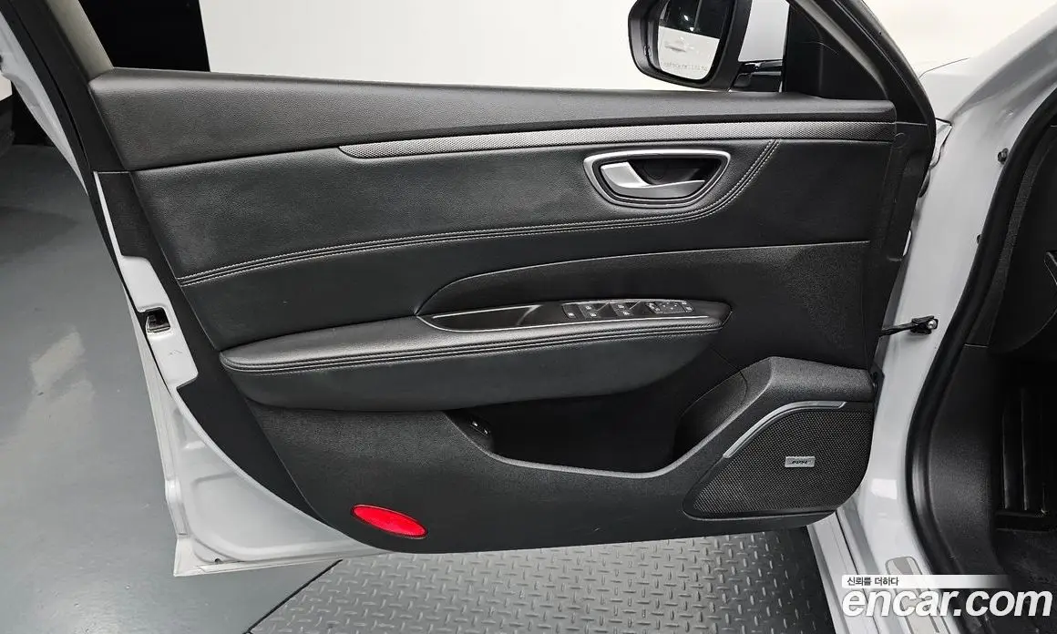 Renault (Samsung) SM6 2019 2.0 автомат (гидро), фото 14 Renault (Samsung) SM6 2019 2.0 автомат (гидро), фото 14