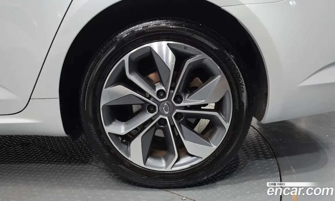 Renault (Samsung) SM6 2019 2.0 автомат (гидро), фото 7 Renault (Samsung) SM6 2019 2.0 автомат (гидро), фото 7