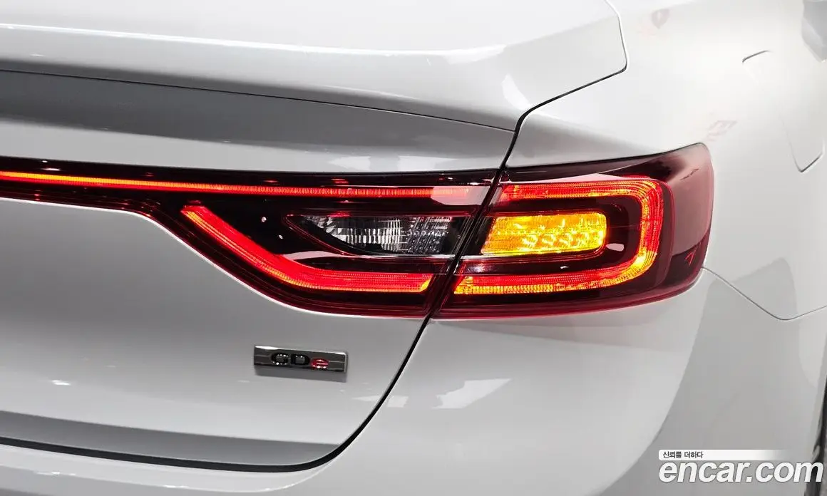 Renault (Samsung) SM6 2019 2.0 автомат (гидро), фото 9 Renault (Samsung) SM6 2019 2.0 автомат (гидро), фото 9
