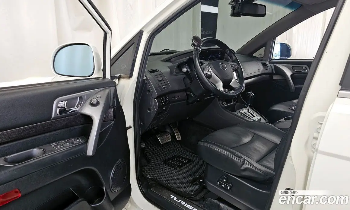 SsangYong Korando 2016 2.2 автомат (гидро), фото 13 SsangYong Korando 2016 2.2 автомат (гидро), фото 13