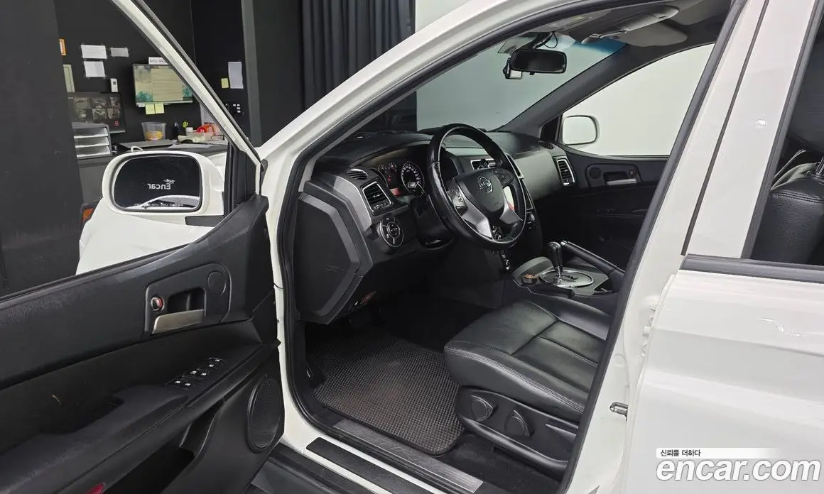 SsangYong Korando 2017 2.2 автомат (гидро), фото 10 SsangYong Korando 2017 2.2 автомат (гидро), фото 10