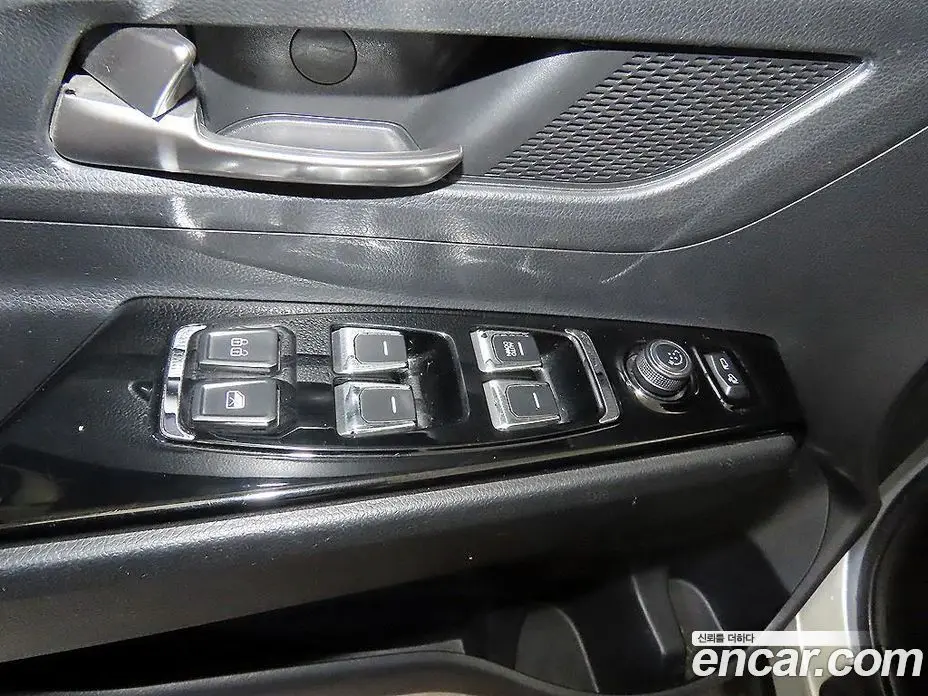 SsangYong Korando 2019 1.6 автомат (гидро), фото 13 SsangYong Korando 2019 1.6 автомат (гидро), фото 13