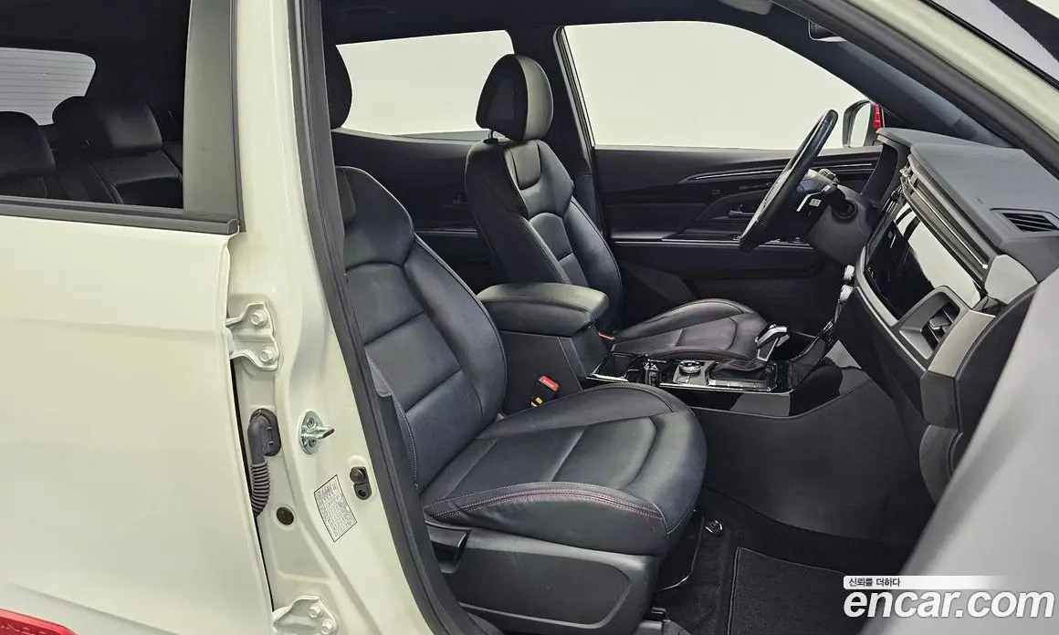 SsangYong Korando 2021 1.5 автомат (гидро), фото 16