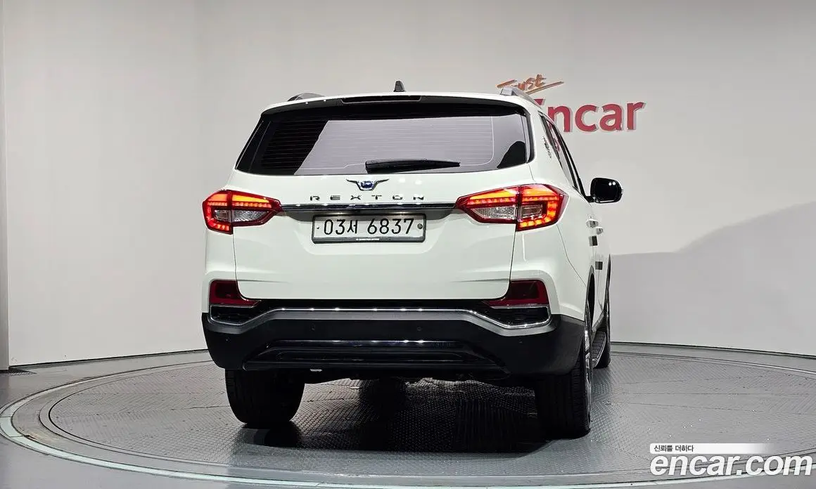 SsangYong Rexton 2018 2.2 автомат (гидро), фото 4