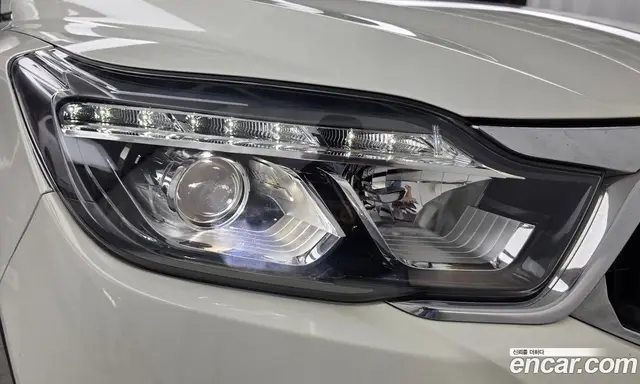 SsangYong Rexton 2019 2.2 автомат (гидро), миниатюра 8 SsangYong Rexton 2019 2.2 автомат (гидро), миниатюра 8