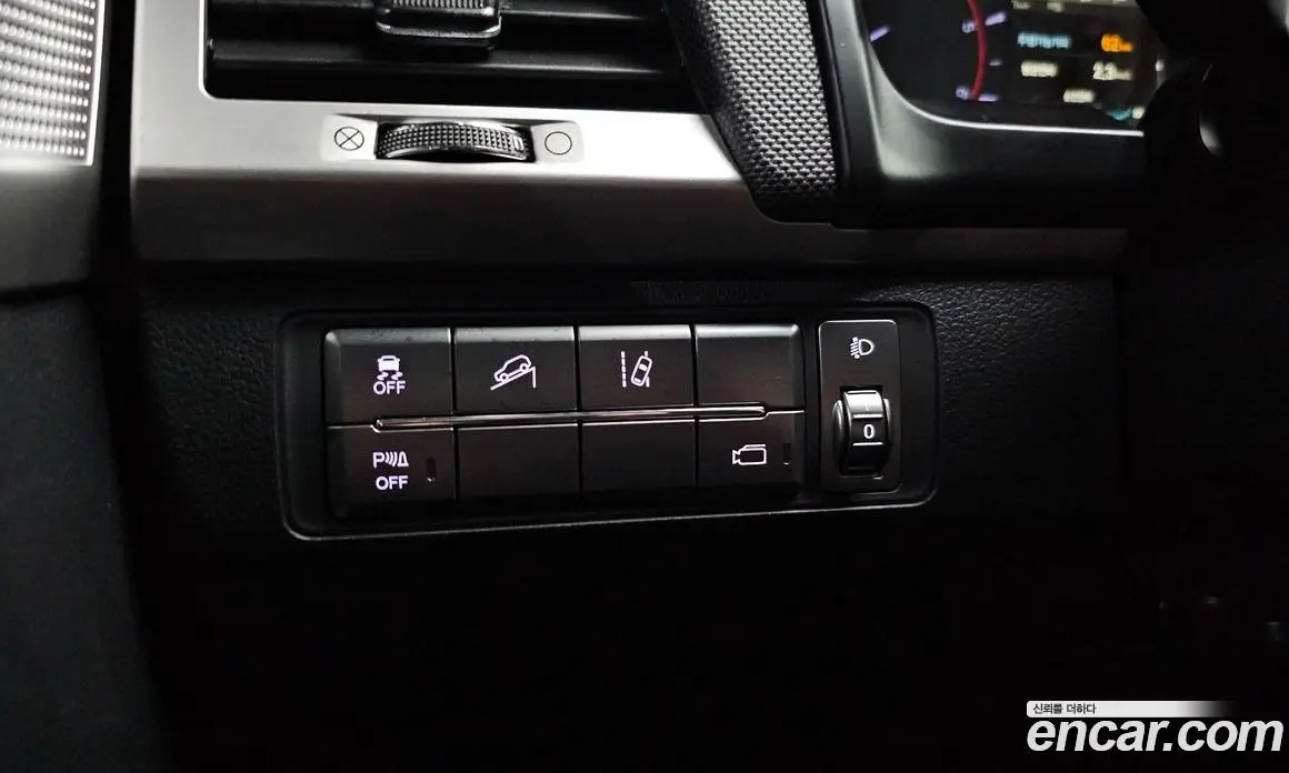 SsangYong Rexton 2019 2.2 автомат (гидро), фото 19