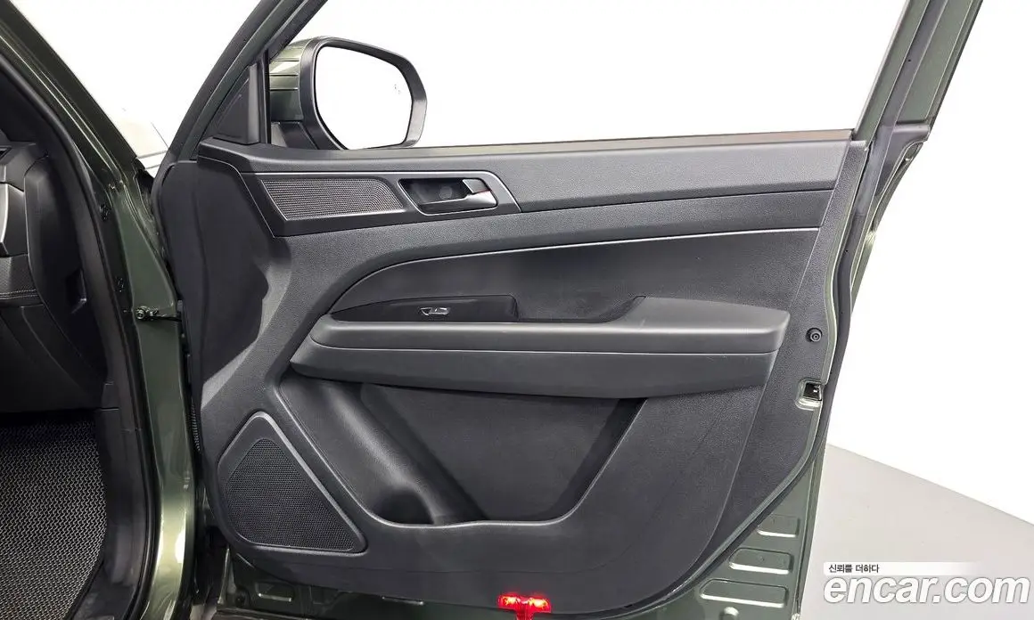 SsangYong Rexton 2022 2.2 автомат (гидро), фото 13