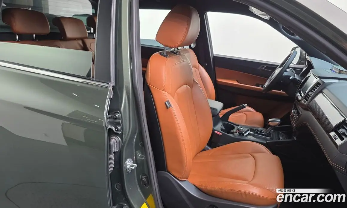 SsangYong Rexton 2023 2.2 автомат (гидро), фото 16