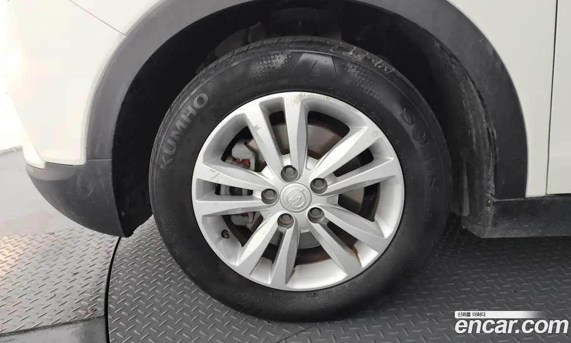 SsangYong TIBOLI 2015 1.6 автомат (гидро), фото 5